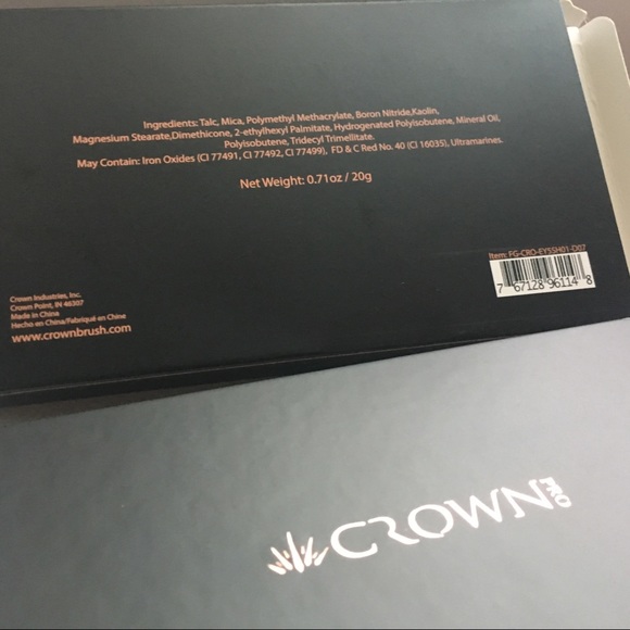 Crown Pro Fuego Collection palette - Picture 4 of 5